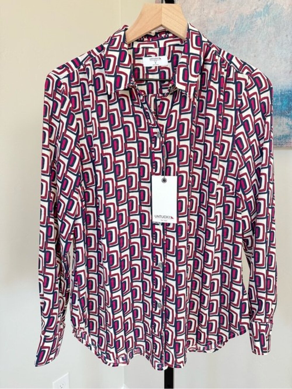 NWT UNTUCKit Natalie Shirt Womens 8 Medium Geometric Print Button Front Blouse